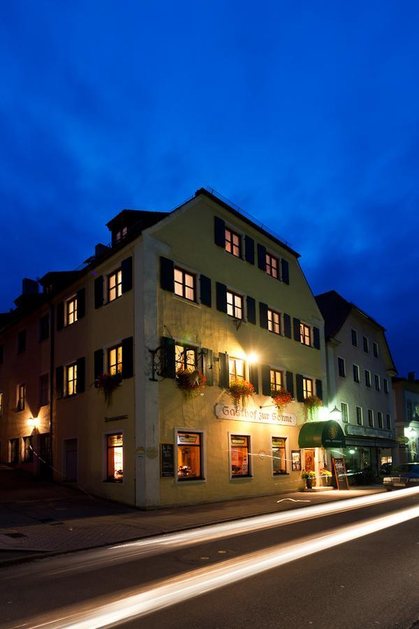 Hotel-Gasthof Zur Sonne Pappenheim Esterno foto