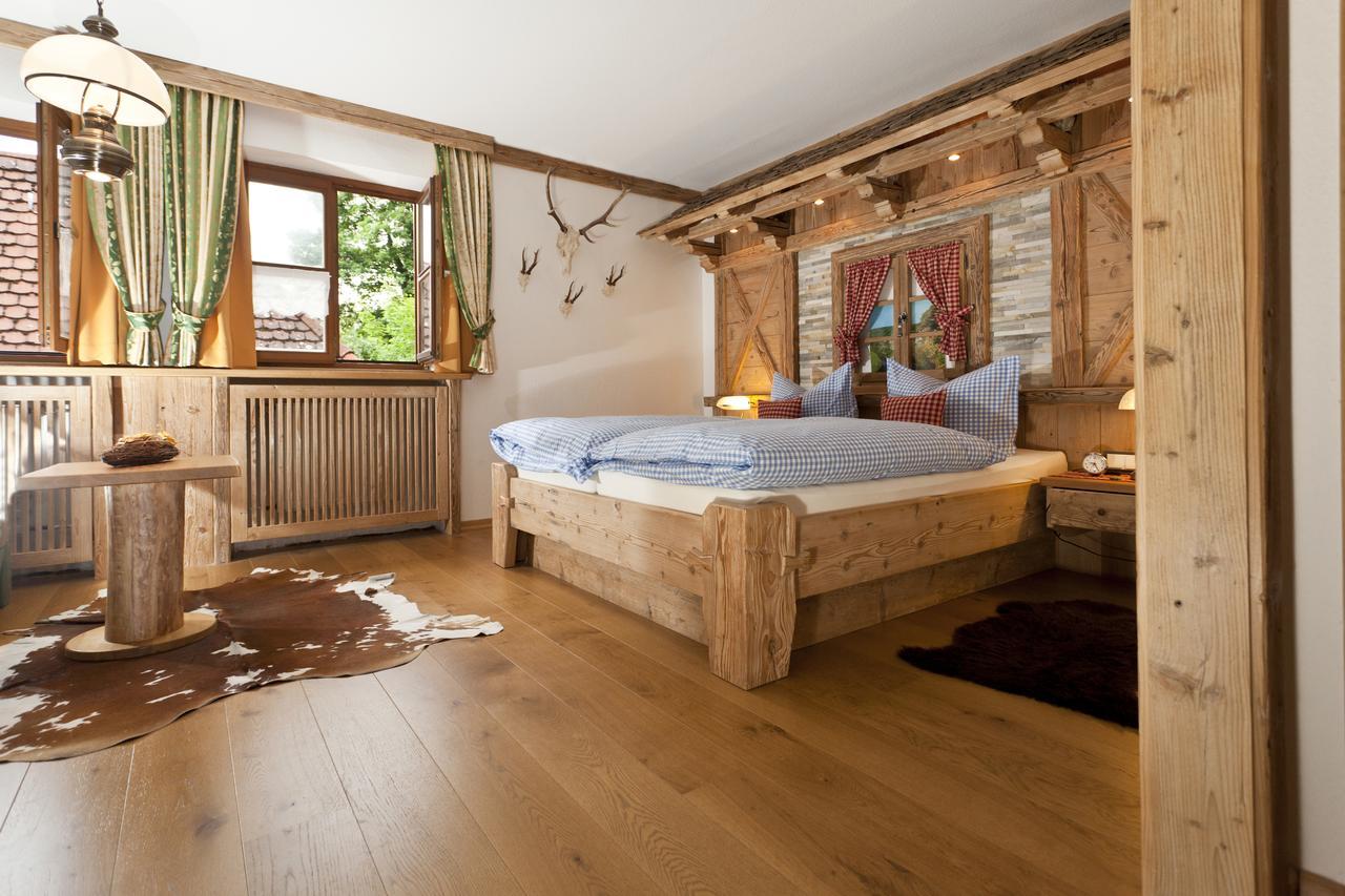 Hotel-Gasthof Zur Sonne Pappenheim Esterno foto
